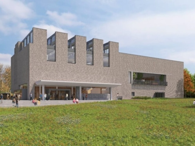 Landmark Building at UL